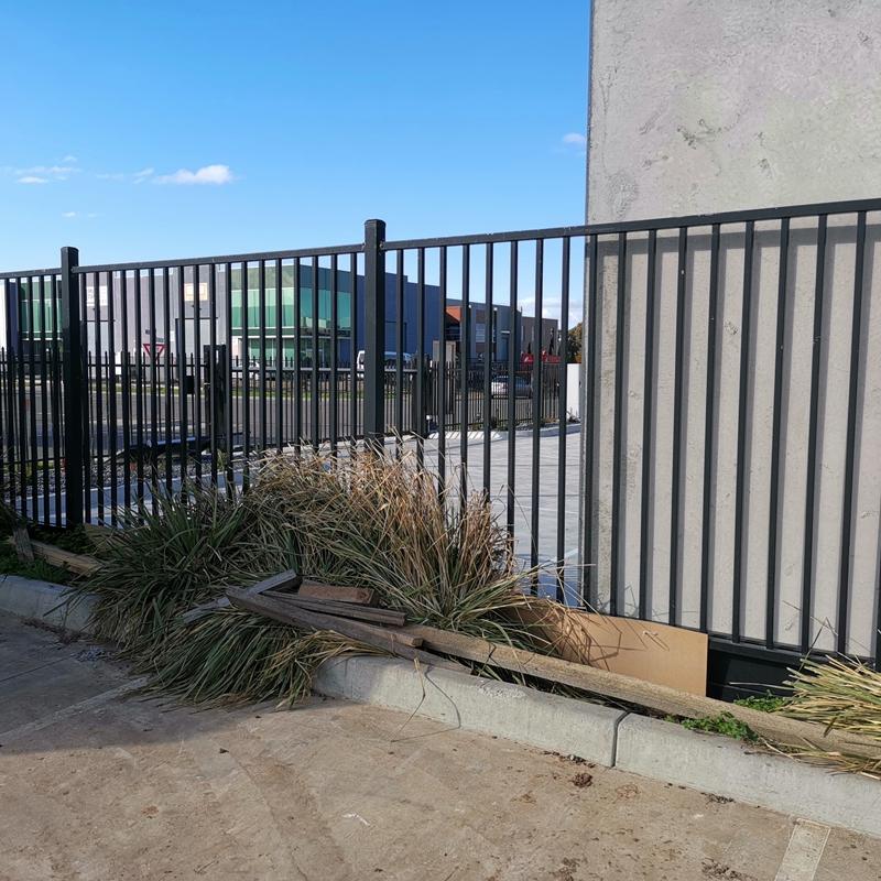 Flat Top Steel Bar Fence