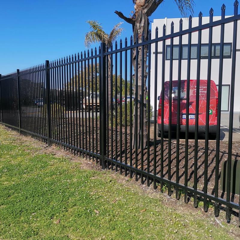 Spear Top Tubular Fence