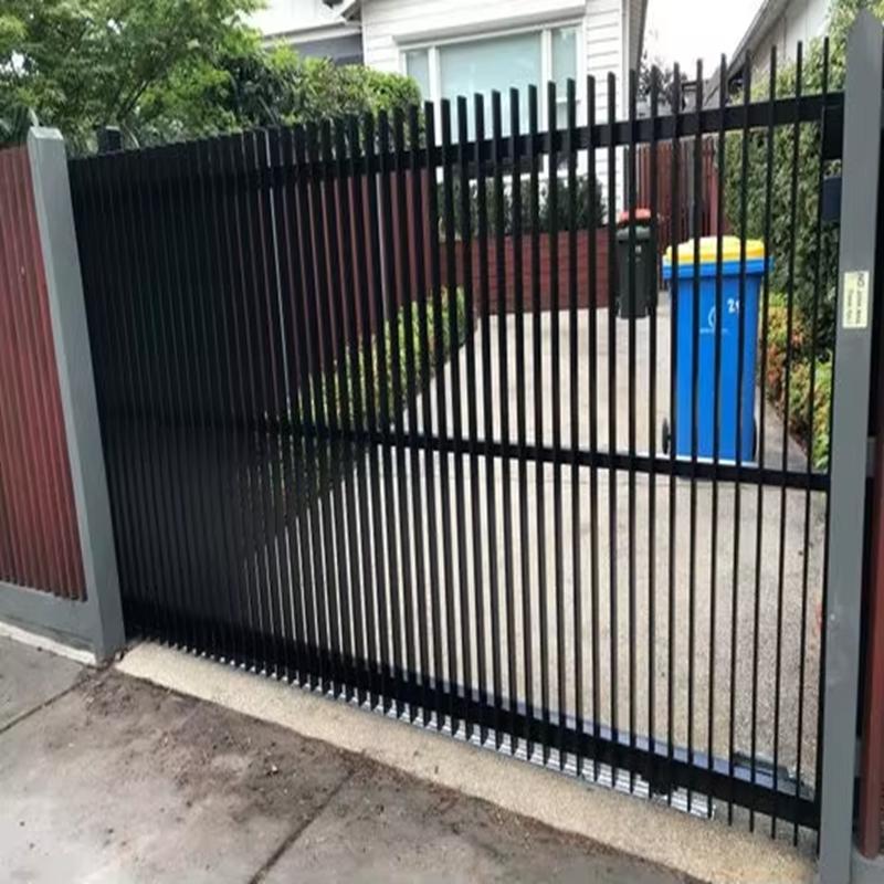 Blade Tubular Fence